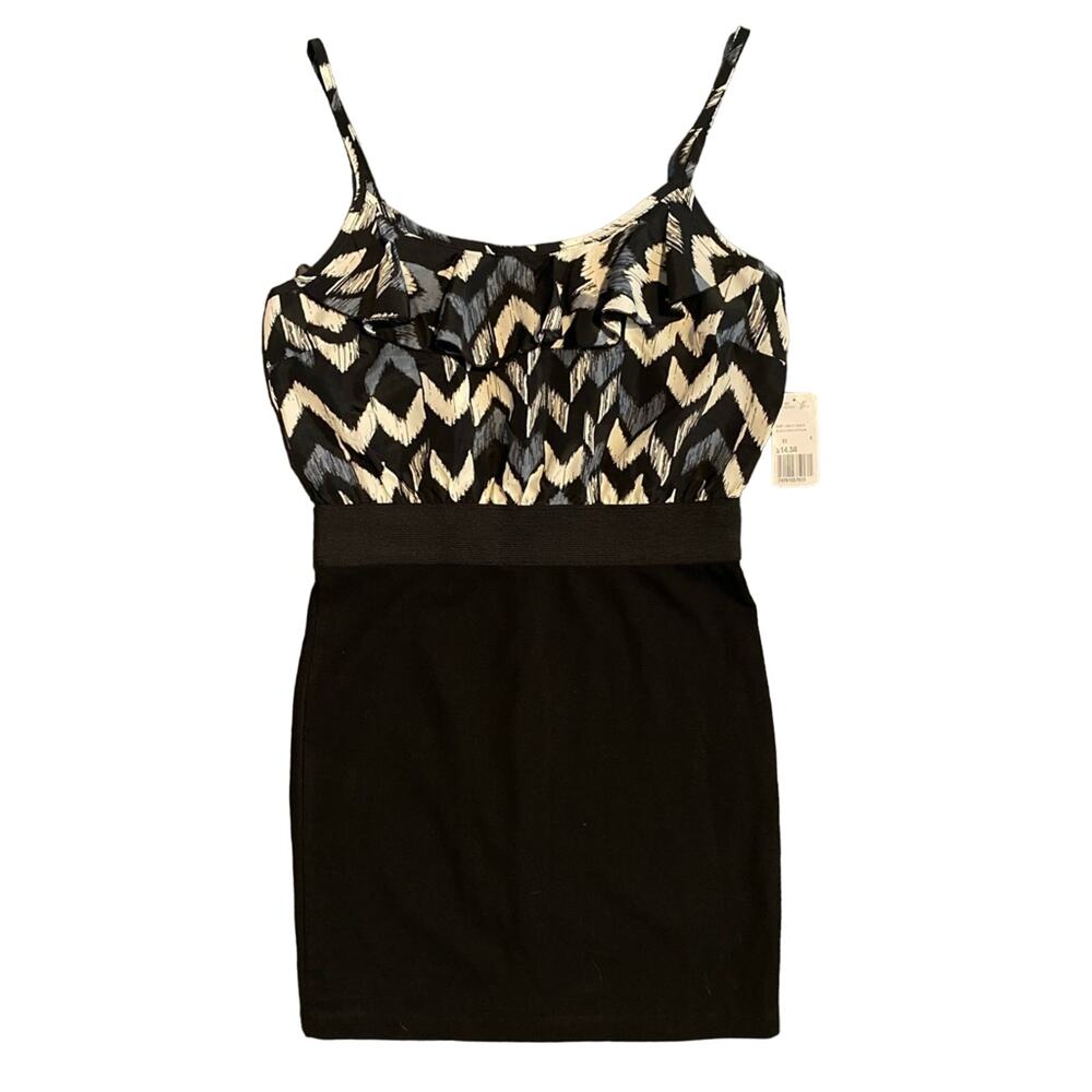 NWT Forever 21 Adjustable Strap Dress Ruffle Neck Elastic Waist Size Medium